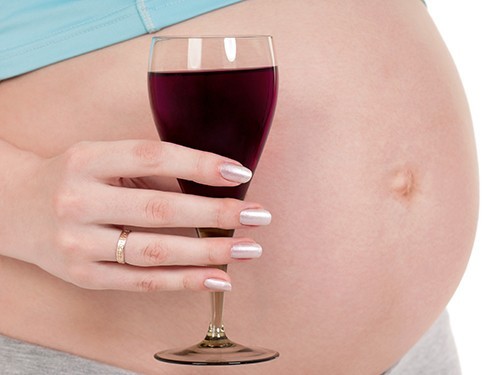 Напитки для беременных женщин: польза и противопоказания
